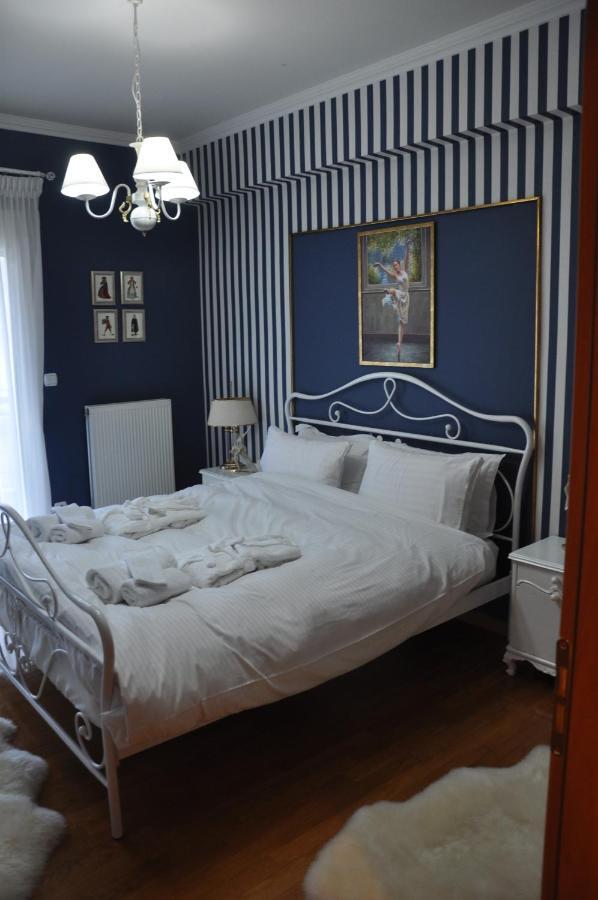 Classic With Beautiful View Apartment