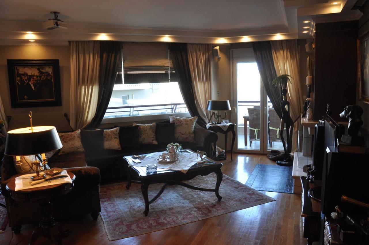 Classic With Beautiful View Apartment